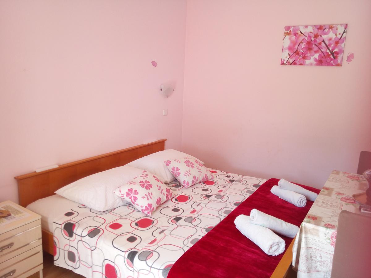 Kaja House Apartments ロゾヴァック エクステリア 写真