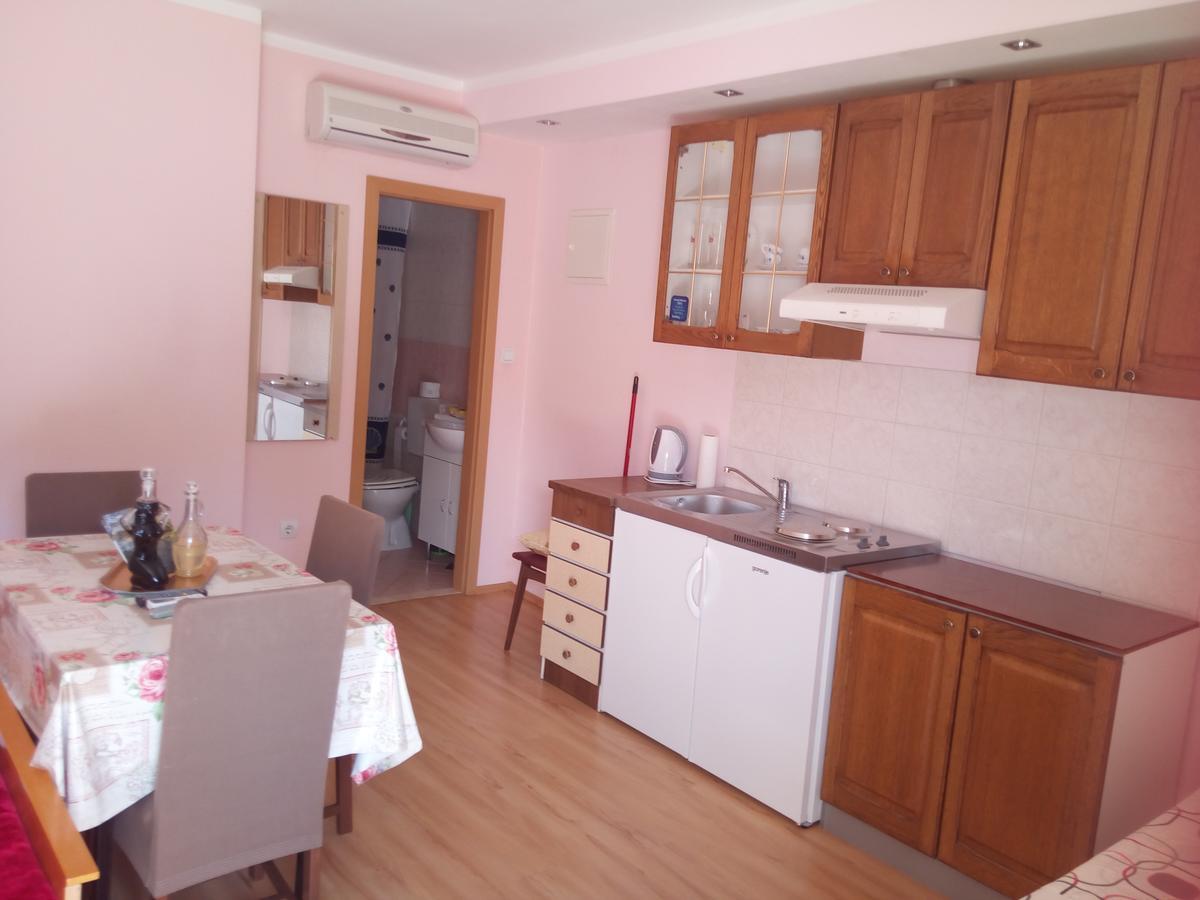 Kaja House Apartments ロゾヴァック エクステリア 写真